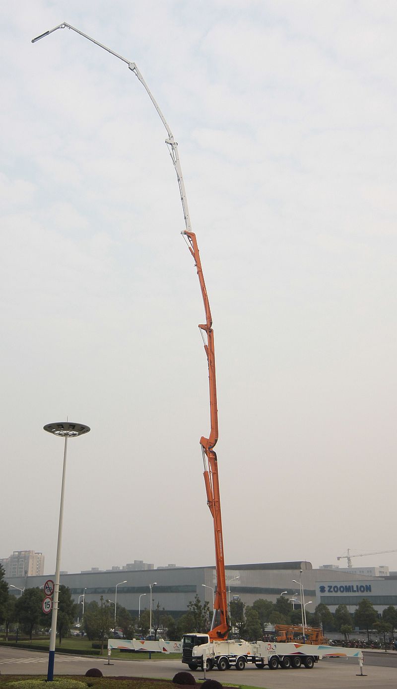משאבת הבטון הגבוהה בעולם מתוצרת זומליון הסינית: 101 מטרים!